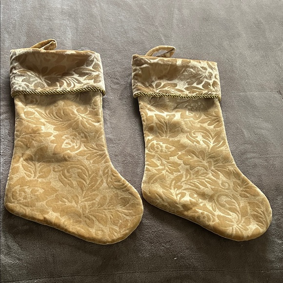 Pair of Gold Velvet Floral Stockings - Picture 1 of 8